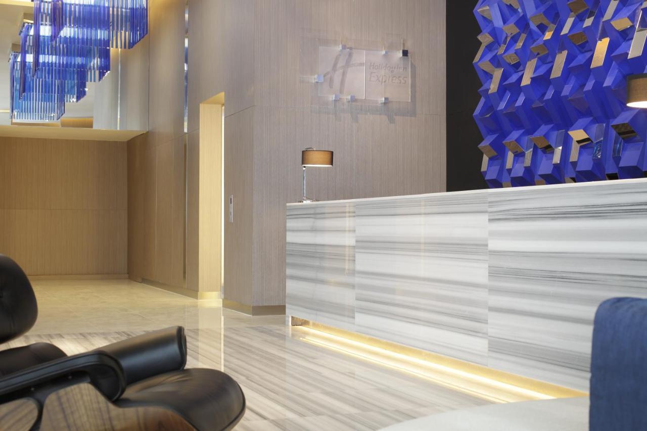 Holiday Inn Express Bengaluru Whitefield Itpl By Ihg Ngoại thất bức ảnh