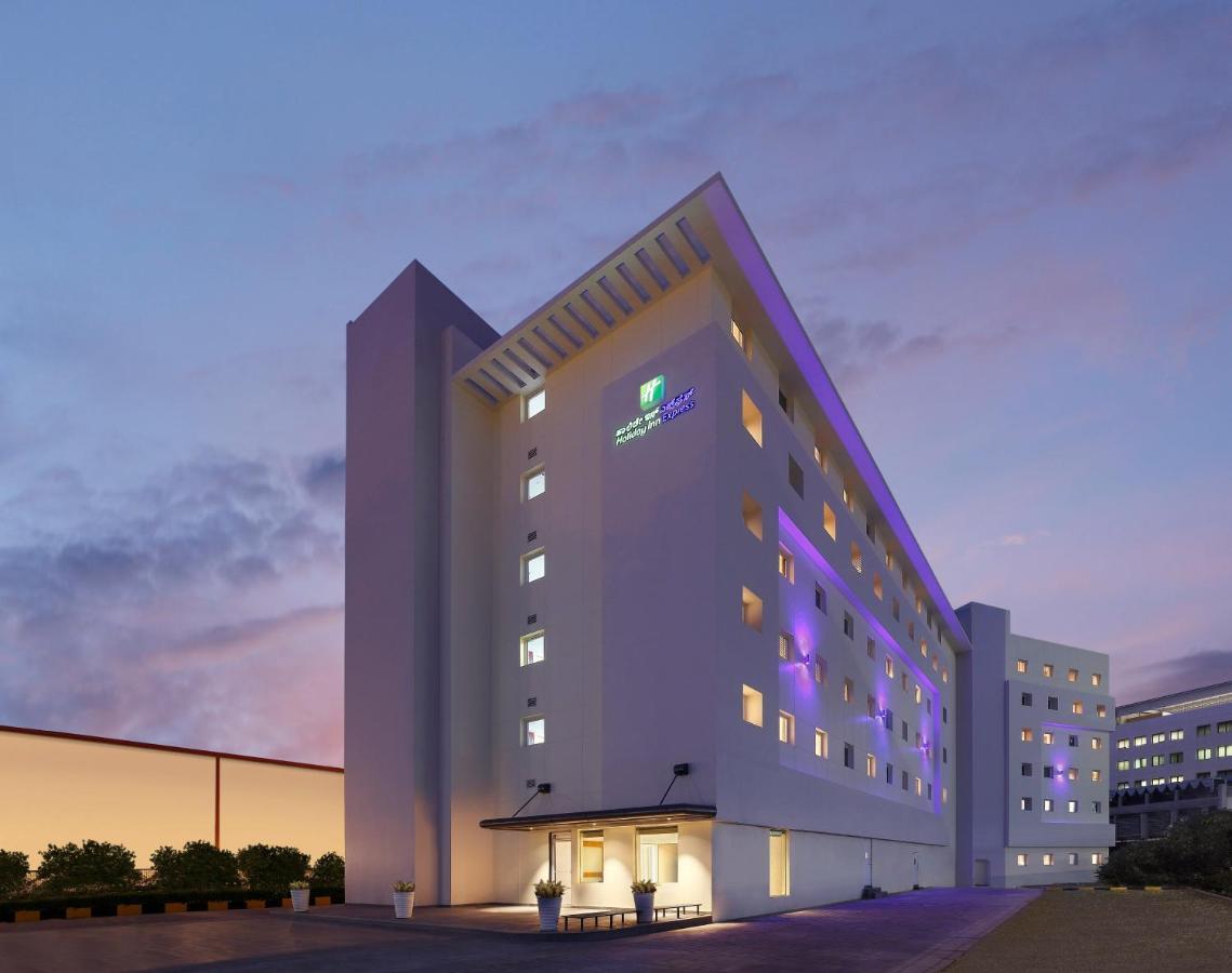 Holiday Inn Express Bengaluru Whitefield Itpl By Ihg Ngoại thất bức ảnh