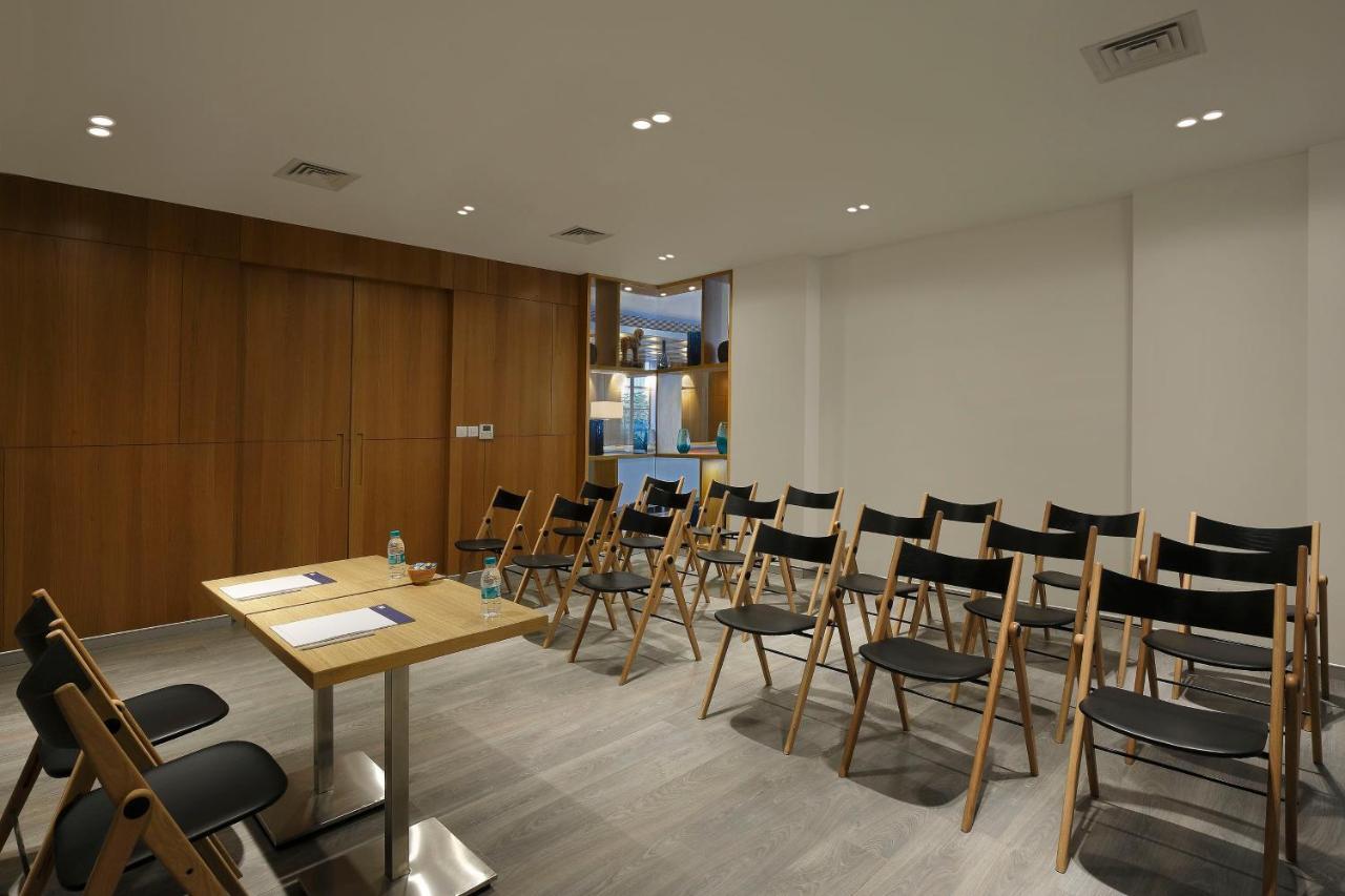 Holiday Inn Express Bengaluru Whitefield Itpl By Ihg Ngoại thất bức ảnh