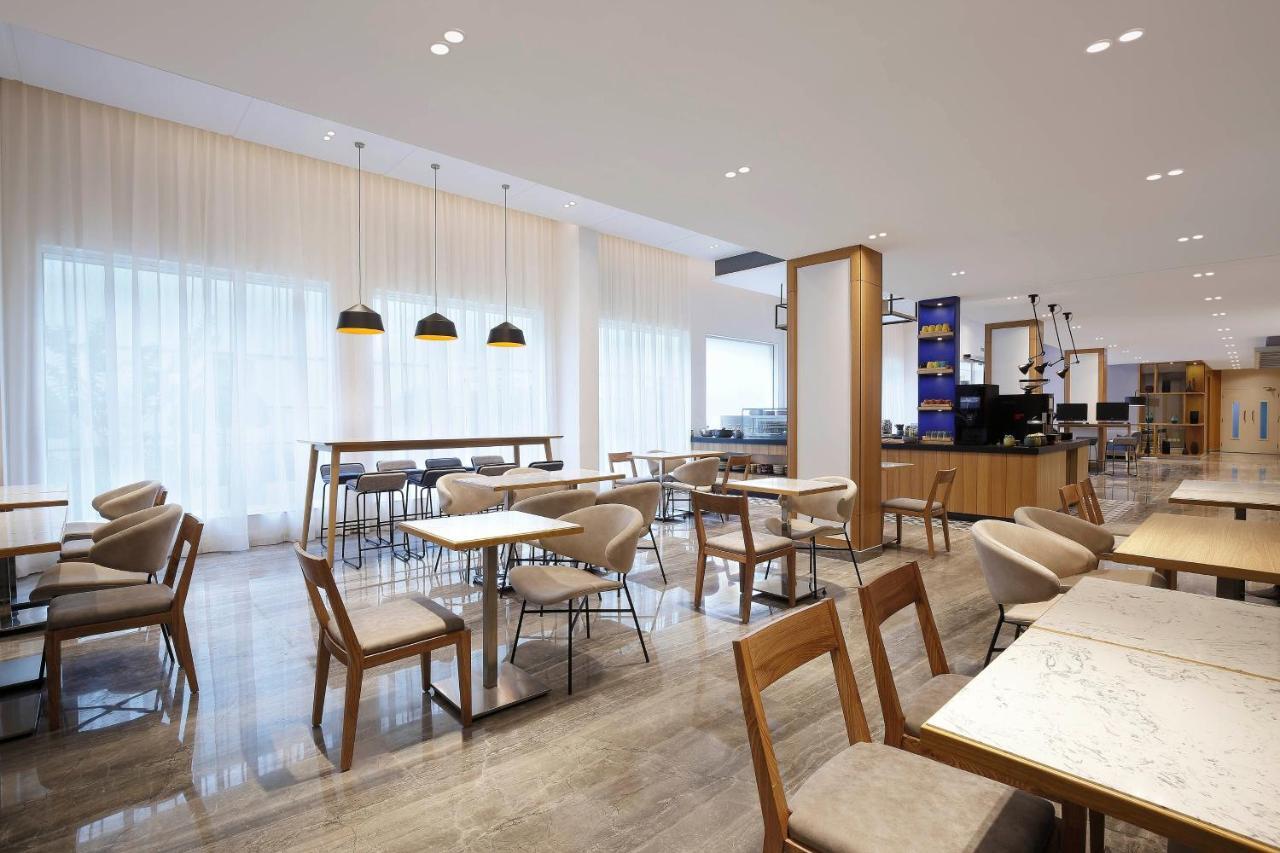 Holiday Inn Express Bengaluru Whitefield Itpl By Ihg Ngoại thất bức ảnh