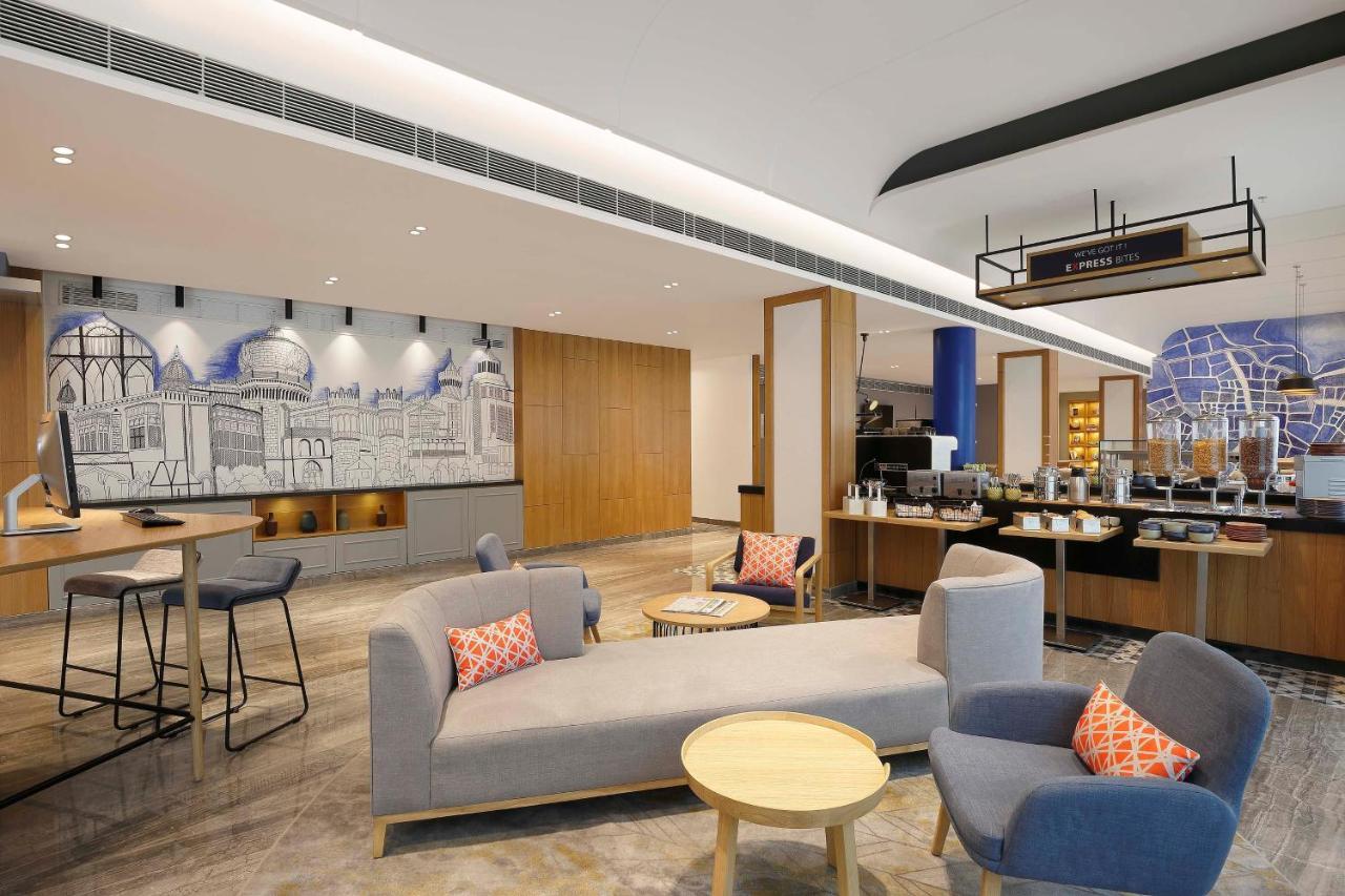Holiday Inn Express Bengaluru Whitefield Itpl By Ihg Ngoại thất bức ảnh